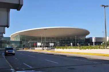 Luis Muñoz Marín International Airport (SJU): Visitor Guide
