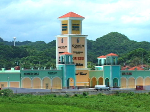 Barceloneta Outlets